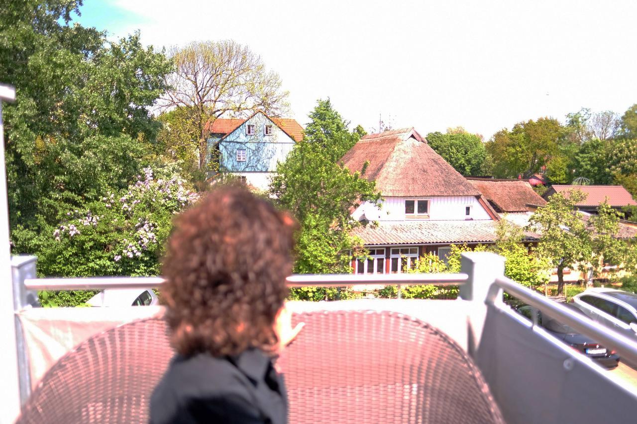 Hotel Zum Strandlaufer Ahrenshoop Dış mekan fotoğraf