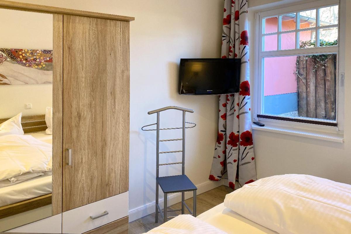 Hotel Zum Strandlaufer Ahrenshoop Dış mekan fotoğraf